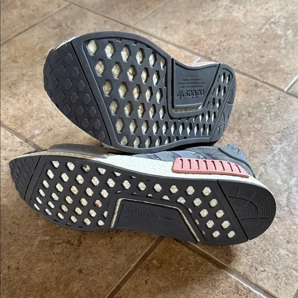 Adidas Gray Patterned Athletic Sneakers - Picture 2 of 3